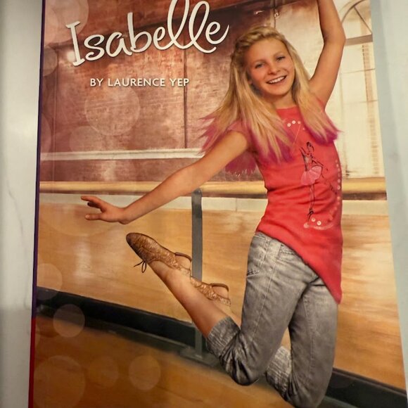 American Girl Doll - Isabelle Doll of the Year 2014 with outfits and accessories - Picture 7 of 10